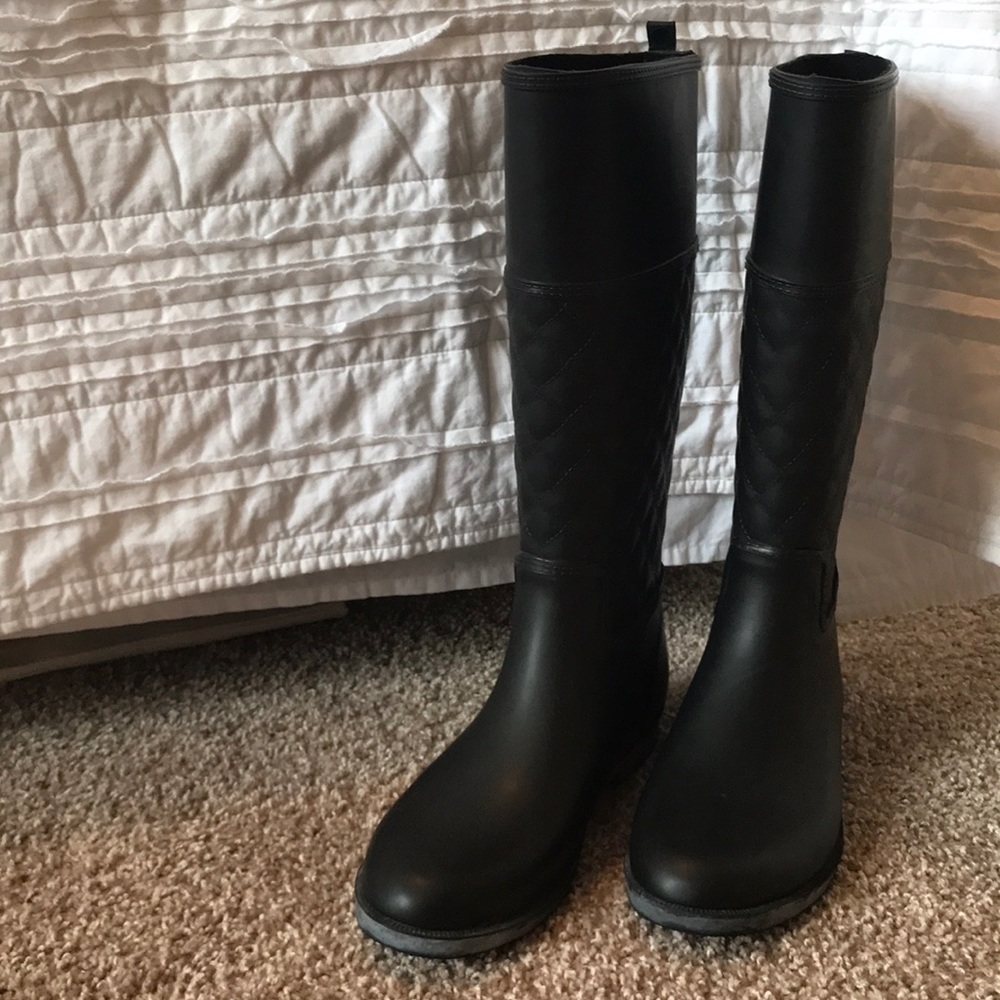 Rain boots